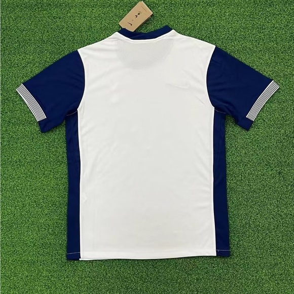 Tottenham (spurs) home 24/25 fans issue - Picture 2 of 3